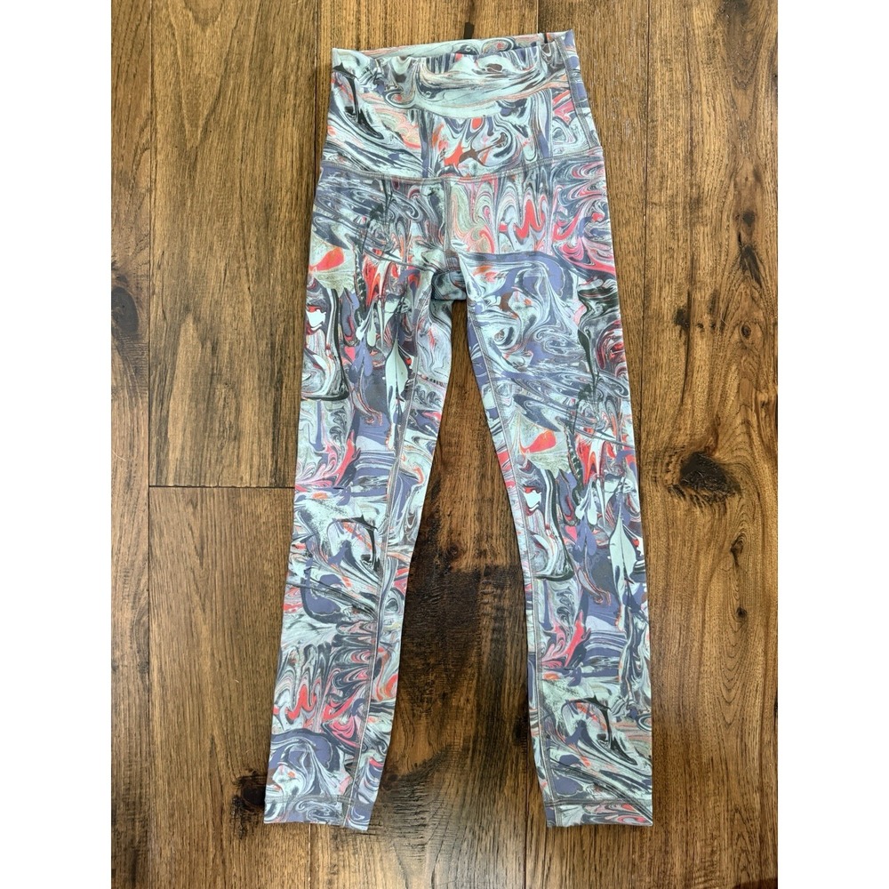 lululemon athletica Fast and Free high-rise leggings in a marbled print Size 0 - Picture 3 of 7